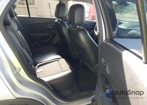 2021 Chevrolet Trax Fwd Lt z USA, uszkodzony, nr VIN KL7CJLSB2MB338128